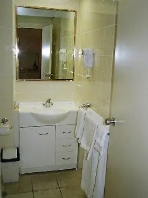 Embassy Motel Canberra